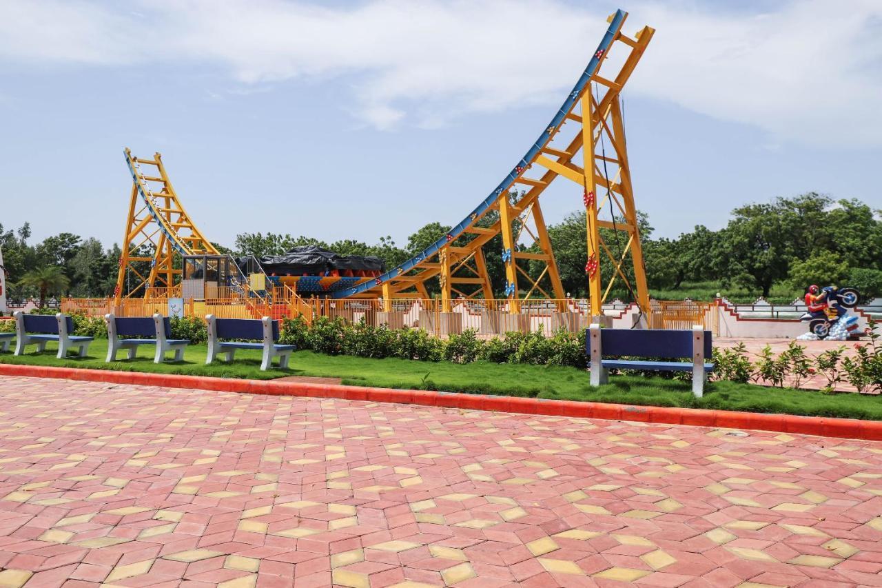 Capital O 49279 Chhab Chhaba Chhab Water Fun Park & Resort Damka Zewnętrze zdjęcie